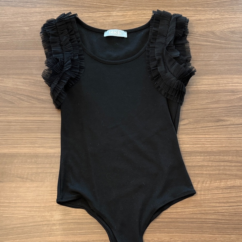 Elegant Black Ruffle Sleeve Bodysuit